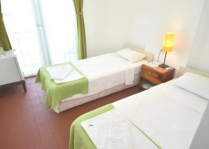 Hotell Caretta Caretta 2*